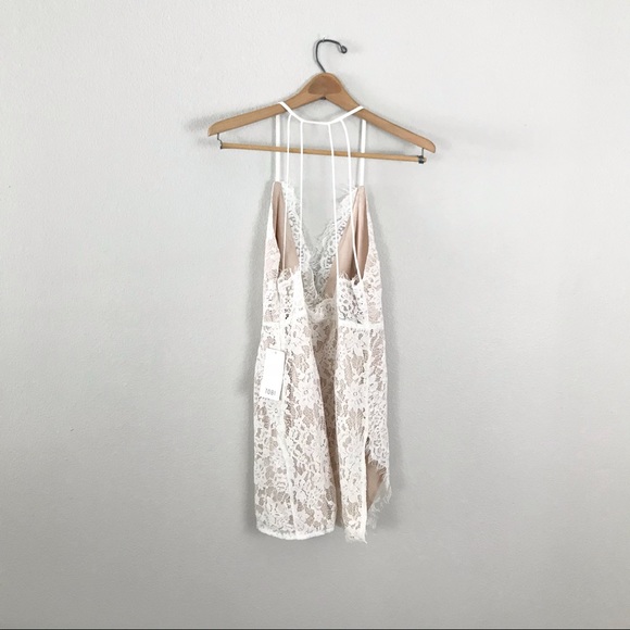 Tobi Large Lace Mini Dress White Side Eye Bodycon - Picture 9 of 11